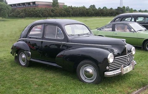 Peugeot 203